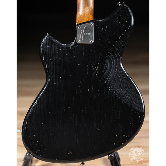 Novo Nucleus Serus J Guitar w/ Fralin P-90s – Bull Black