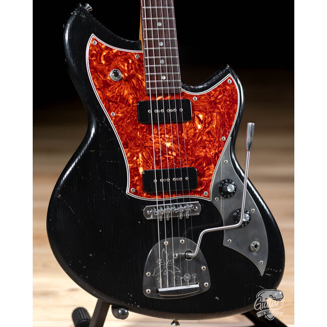 Novo Nucleus Serus J Guitar w/ Fralin P-90s – Bull Black