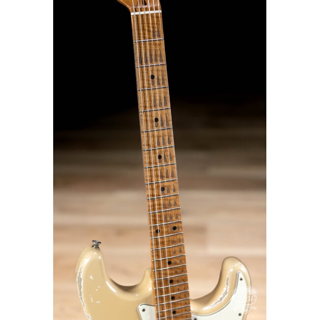 Xotic XSC-1 Swamp Ash S-Style w/ Roasted Flame Maple Neck – Desert Sand