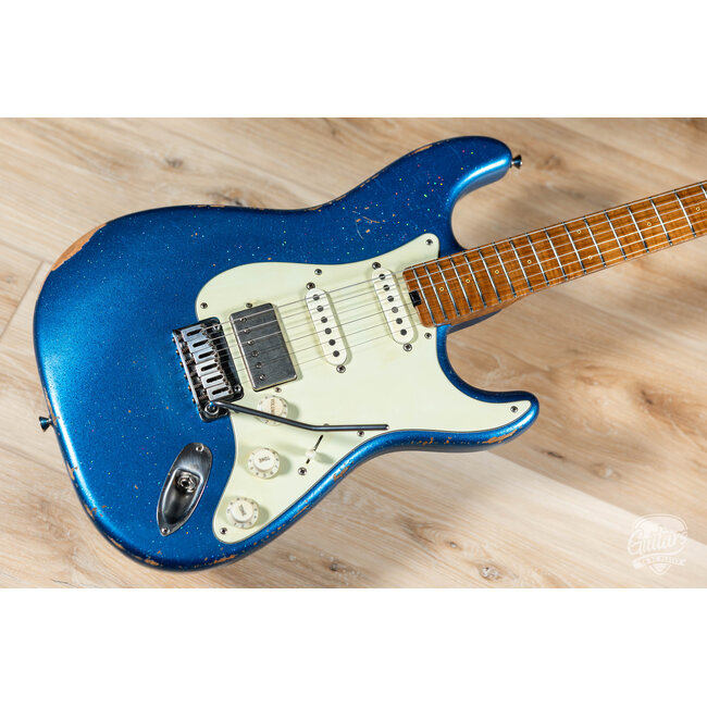 Shabat Lynx HSS Alder S-Style w/ Flame Maple & Snakehead – Blue Marlin Sparkle