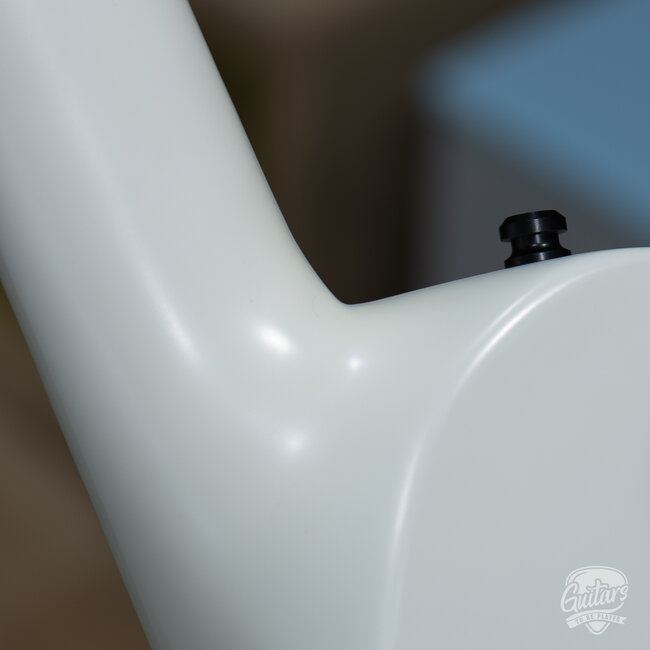 ESP E-II Eclipse EMG Electric Guitar w/ Case – Snow White Satin (B-stock)