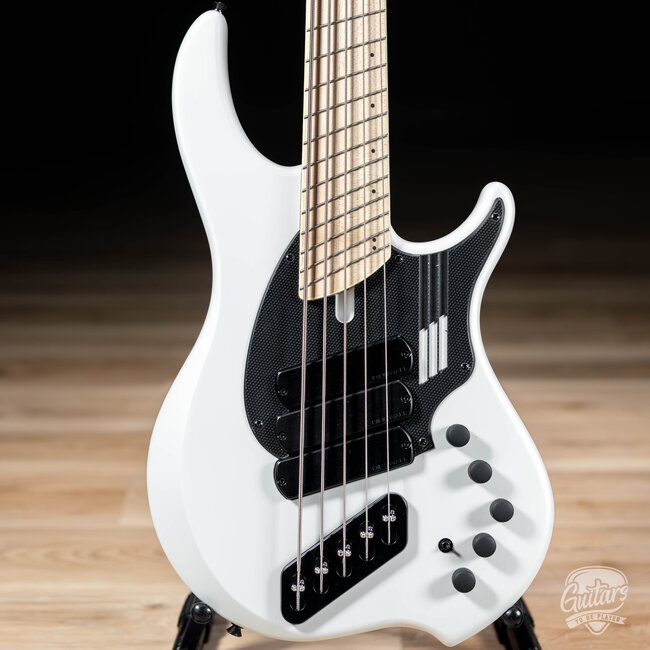Dingwall NG3 Adam “Nolly” Getgood 5-String Bass – Matte Ducati Pearl White
