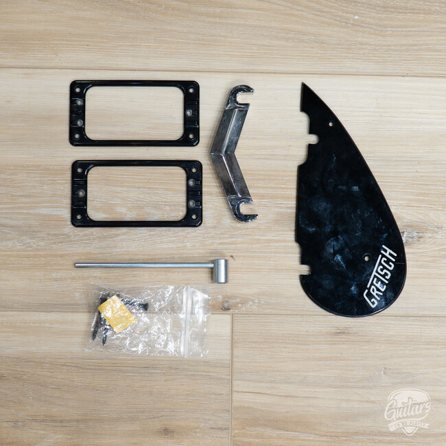 2019 Gretsch G6229 Players Edition Jet BT w/ Towner & Bigsby – Silver Sparkle