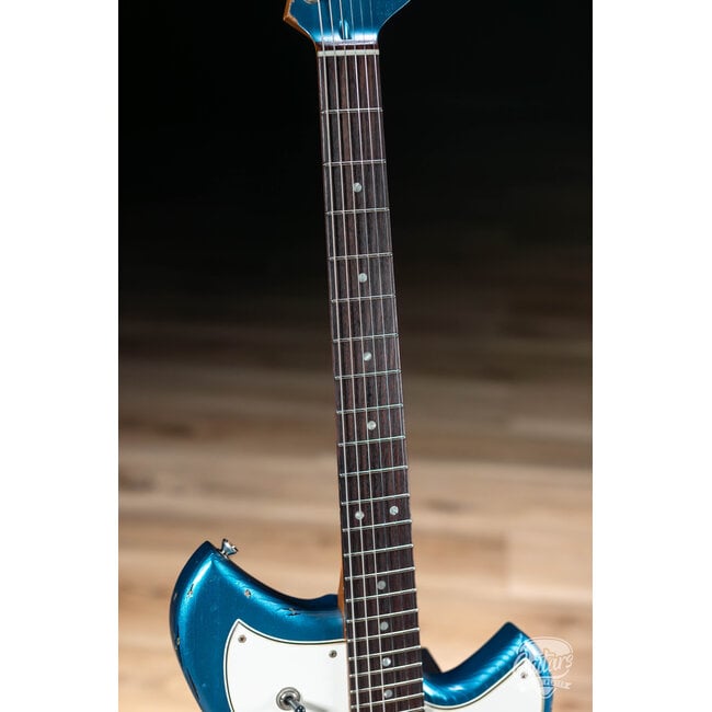 Novo Dealer Limited Nucleus Serus J Guitar – Lake Placid Blue over 3-Tone Burst