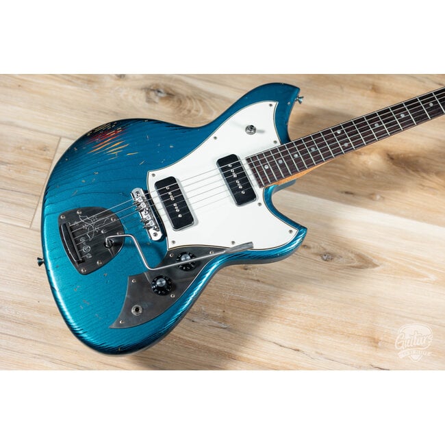 Novo Dealer Limited Nucleus Serus J Guitar – Lake Placid Blue over 3-Tone Burst
