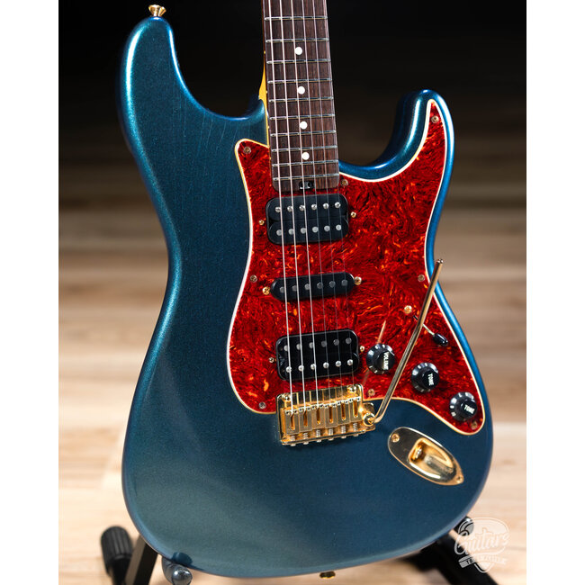 2024 Shabat Lynx HSH Alder S-Style w/ Rosewood & Gold Hardware – Cosmic Sapphire