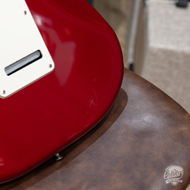 2009 Fender MIM HSS Standard Strat w/ Case - Candy Apple Red