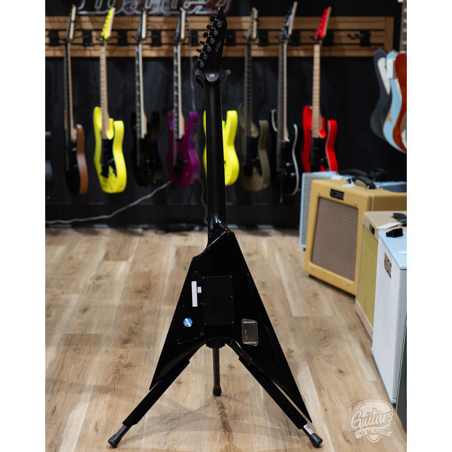 ESP E-II Arrow Floyd Rose EMG Guitar w/ Case – Black (B-stock)