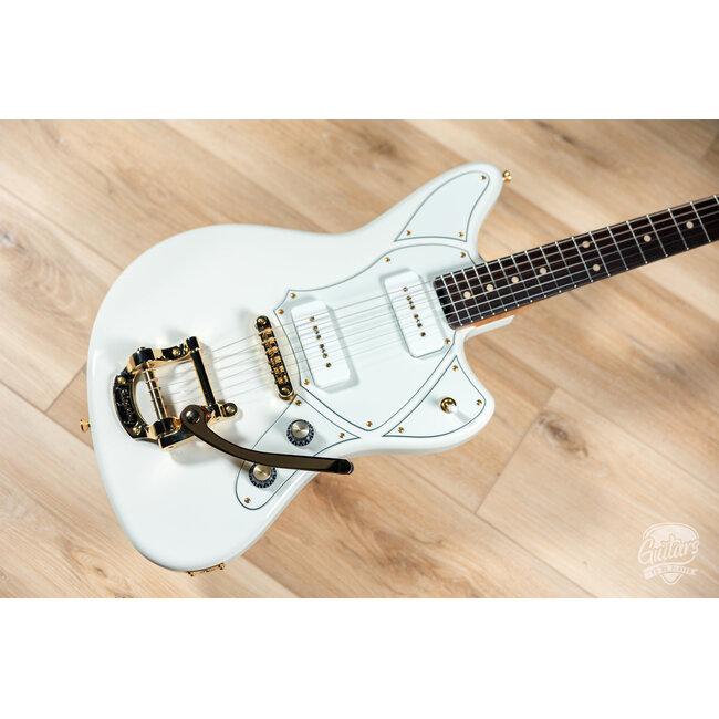Veritas Riverton Bigsby Guitar w/ P-90s, Roasted Maple & RW Neck – Olympic White