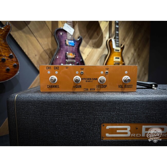 3rd Power Kitchen Sink 6VEL 40W Amp Head w/ 4-Button Footswitch – Black & Gold