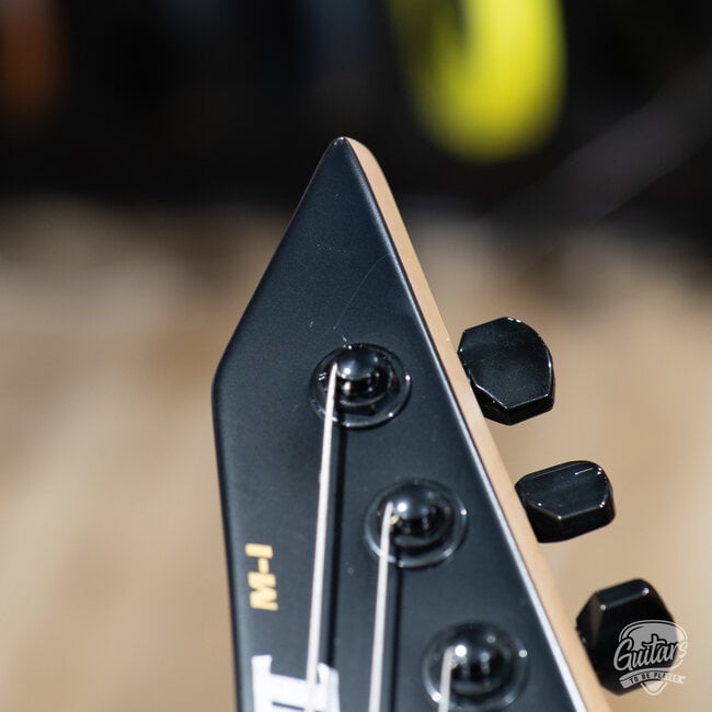 ESP E-II M-I NT Neck Thru EMG Guitar w/ Case – Black Satin (B-Stock)