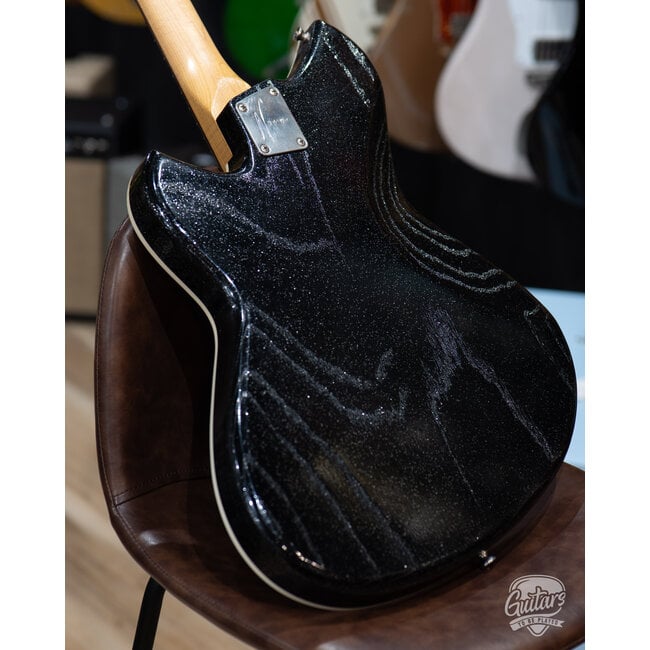 Novo Custom Miris J Semi-Hollow w/ Fralin Hum-Cancelling P-90s – Starry Night