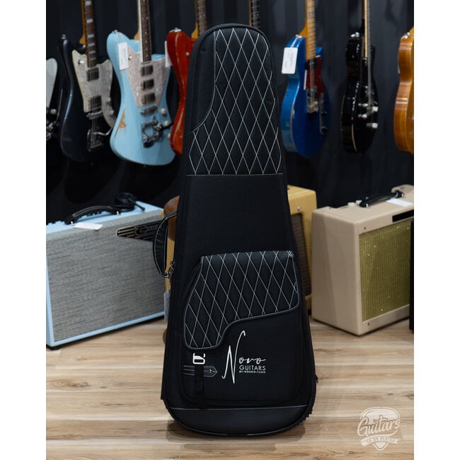 Novo Custom Miris J Semi-Hollow w/ Fralin Hum-Cancelling P-90s – Starry Night