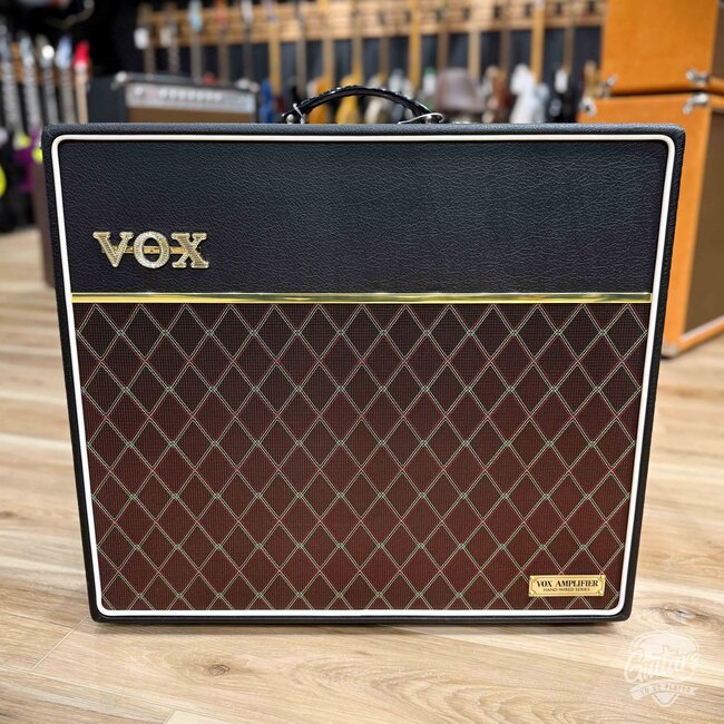 Vox AC15HWR1X Hand-Wired AC15 1x12” Combo Amp – Black