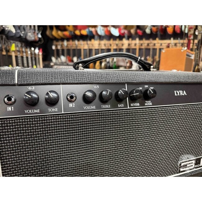 3rd Power Lyra 20W Amp Head & Compact 1x12" Cab w/ Speaker Cable