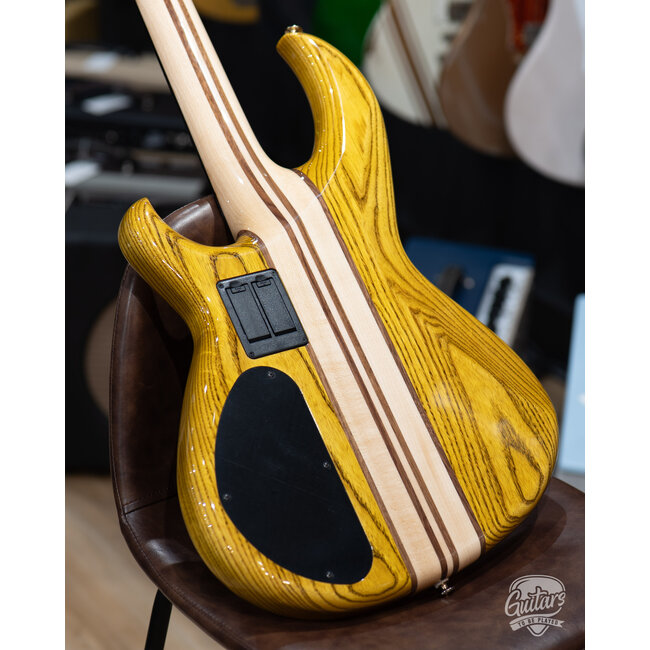 Aria Pro II SB-1000 Japanese Bass w/ Gig Bag – Oak