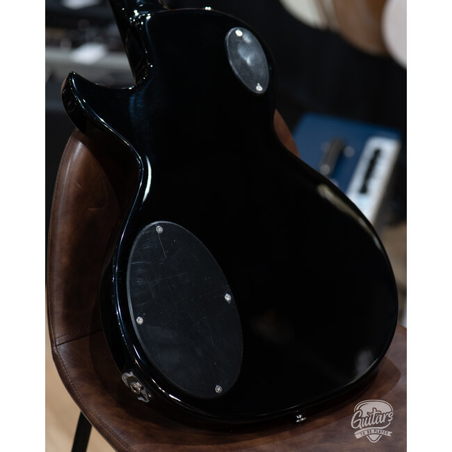 Zemaitis C24SU Superior Casimere Guitar w/ Gigbag – Black Pearl Heart