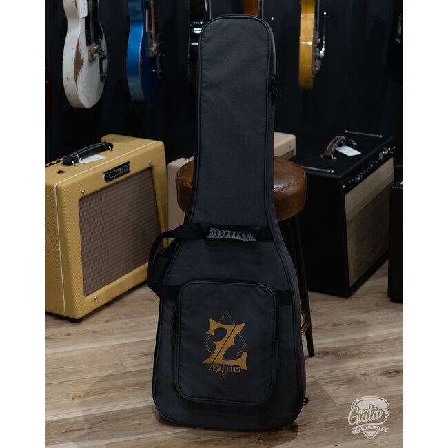 Zemaitis C24SU Superior Casimere Guitar w/ Gigbag – Black Pearl Heart