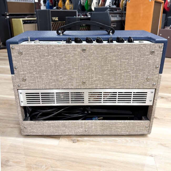 Carr Amps Skylark Special 12W 1x12” Combo – Navy/Slub