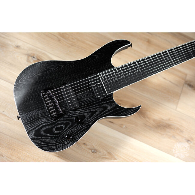 Ibanez RG 5328 Prestige 8str Electric Guitar w/Case - Lightning Through A Dark