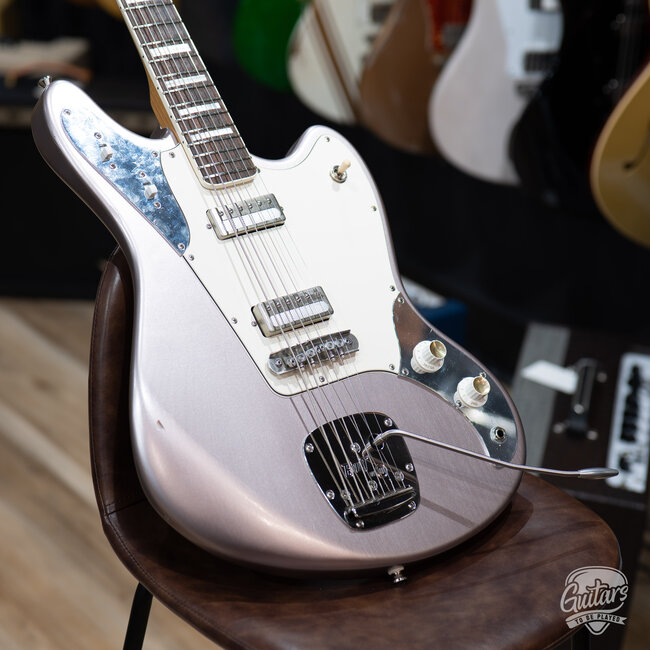 Bilt Relevator Baritone LS Guitar w/ Gigbag - Heather Mist Satin