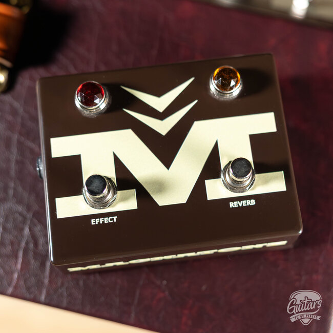 Magnatone Panoramic Stereo 12+12W Vibrato 2x10” Combo Amp – Wine Buggy Whip*