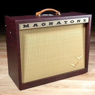 Magnatone Amplification Magnatone Panoramic Stereo 12+12W Vibrato 2x10” Combo Amp – Wine Buggy Whip*