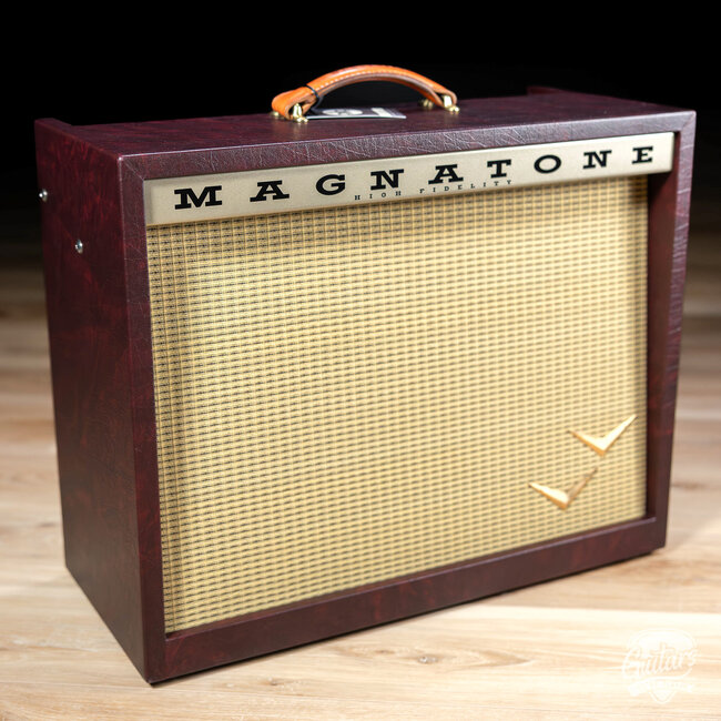 Magnatone Panoramic Stereo 12+12W Vibrato 2x10” Combo Amp – Wine Buggy Whip*