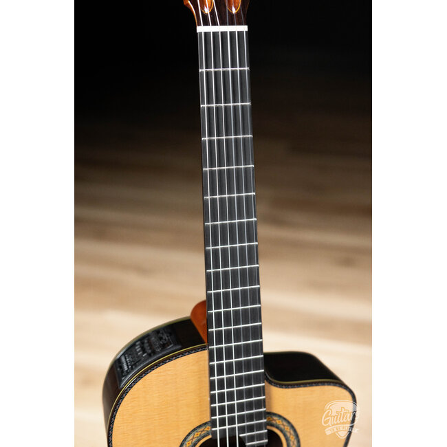 Takamine DH90 / TH90 Hirade Classical Cutaway Nylon String Guitar w/ Case