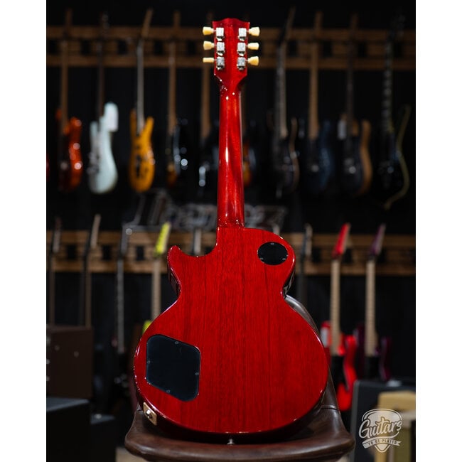 2025 Gibson Les Paul Studio w/ Case – Cherry Sunburst