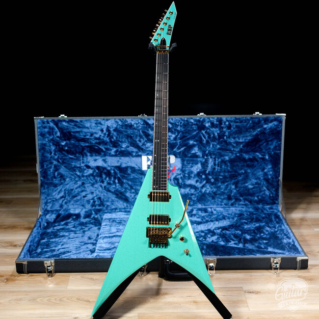 ESP USA V-II NTB FR Floyd Rose Seymour Duncan Guitar – Midori Gold