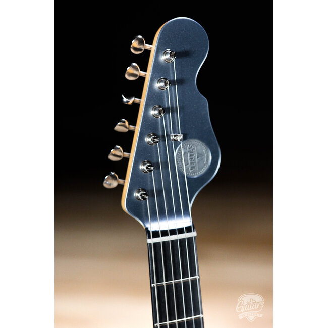 Veritas Riverton Bigsby Guitar w/ Ebony Fretboard & Bearcats – Gray