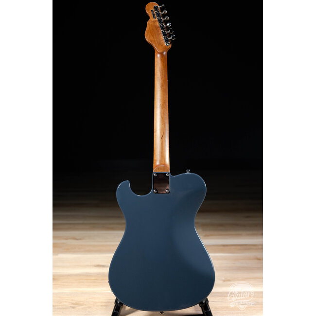 Veritas Portlander Bigsby w/ BearCats, Roasted Maple & RW Neck – Land Rover Blue