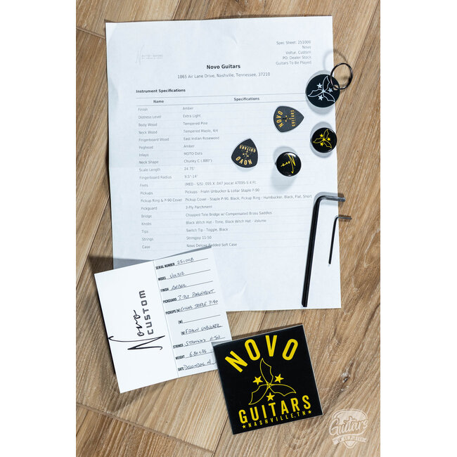 Novo Custom Voltur V2 Staple P-90/Humbucker Guitar – Amber