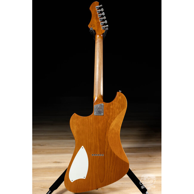 Novo Custom Voltur V2 Staple P-90/Humbucker Guitar – Amber