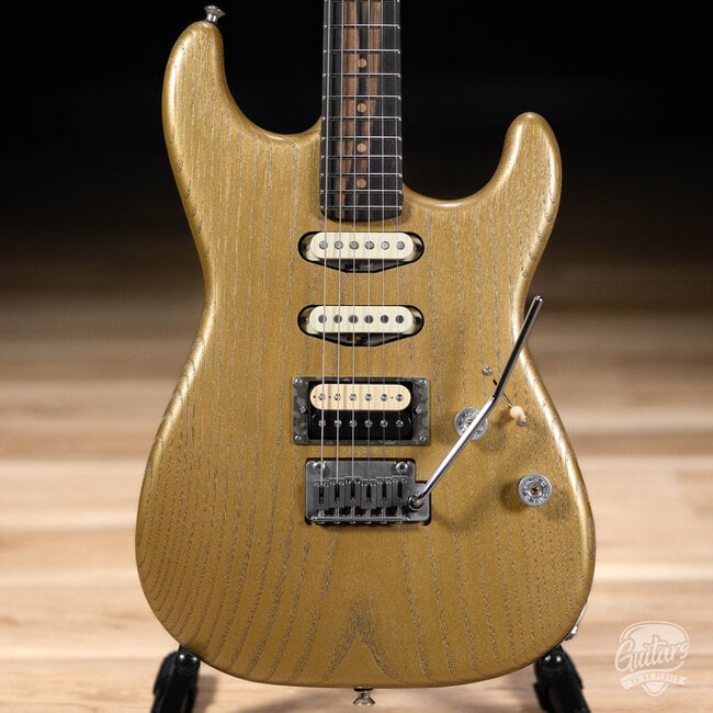 Paoletti Alfa Loft HSS Ebony Fretboard “Stratospheric” S-Style – True Gold