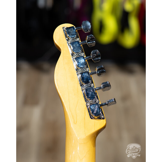 2023 Fender American Vintage II 1972 Telecaster Thinline w/ Case – 3-Color Sunburst