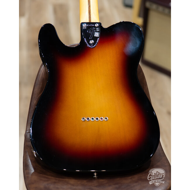 Fender American Vintage 1972 Telecaster Thinline w/ Case – 3-Color Sunburst