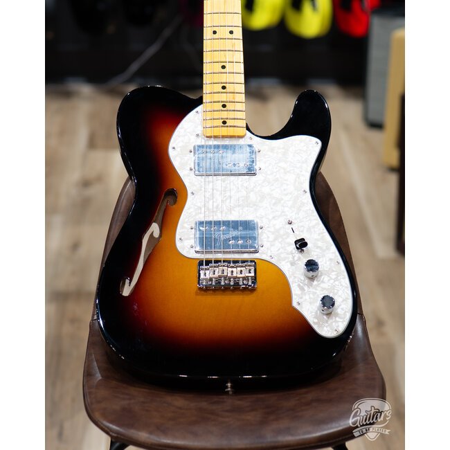 Fender American Vintage 1972 Telecaster Thinline w/ Case – 3-Color Sunburst