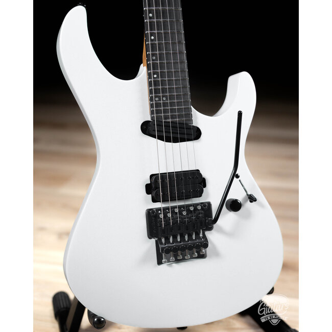 ESP LTD MV-1000 Maverick Seymour Duncan Guitar – Pearl White
