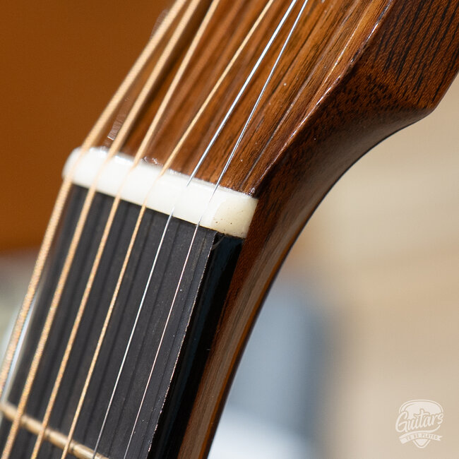 2023 Martin 000-18 Modern Deluxe Acoustic Guitar w/ Case – Natural