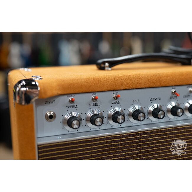 Amplified Nation Wonderland Overdrive 50W Skyliner Head & 112 Cab – Golden Brown