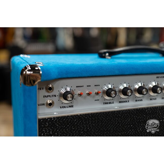 Amplified Nation Phoenix Fury 50W Skyliner Head & EV 112 Cab – Turquoise Suede