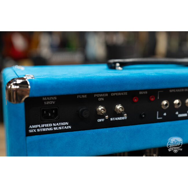 Amplified Nation Six String Sustain 100W Head & 112 EVM12L Cab – Turquoise Suede