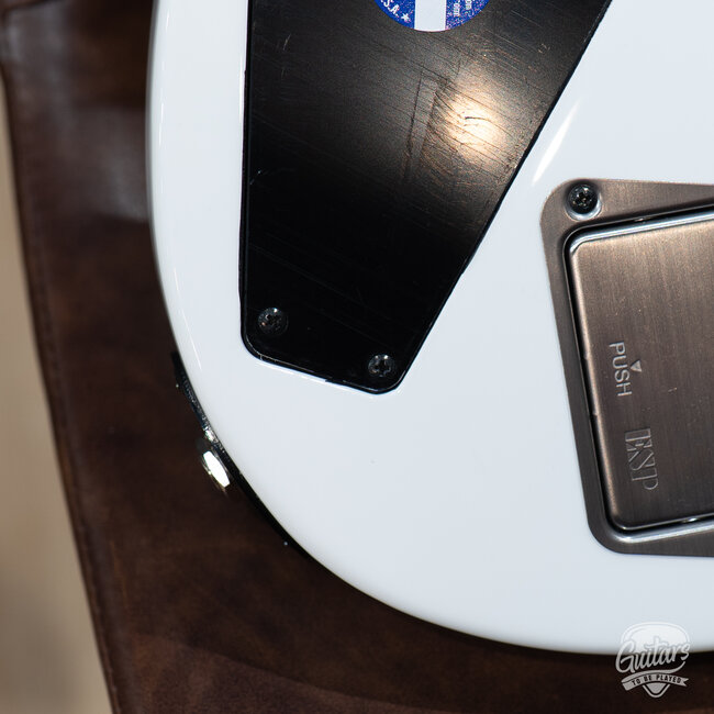 ESP E-II M-I NT Neck Thru Fishman Guitar w/ Case – Snow White (B-stock)