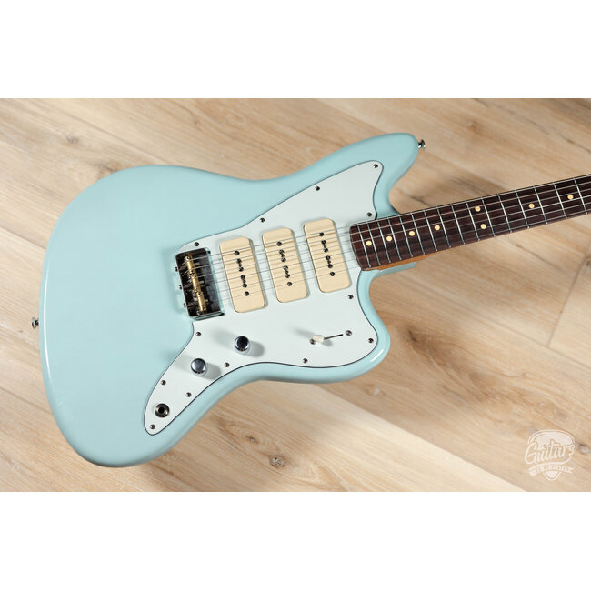 LsL Instruments Silverlake ERA Triple P-90 Guitar – Sonic Blue