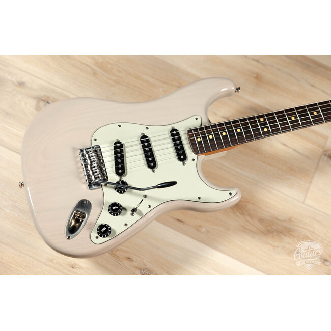 LsL Instruments Saticoy ERA SSS w/ LsL Pickups – Vintage Cream