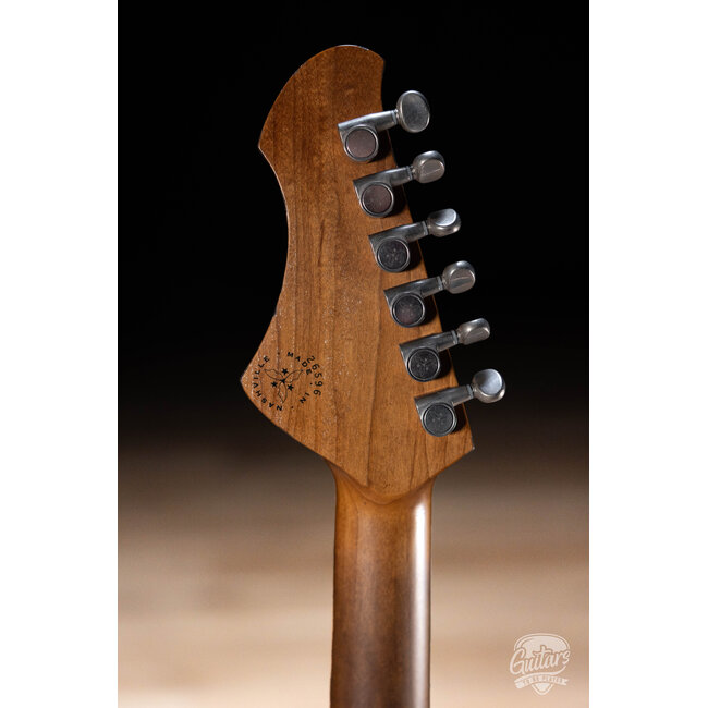 Novo Custom Voltur V2 Staple P-90/Humbucker Guitar – Gold Top Gold