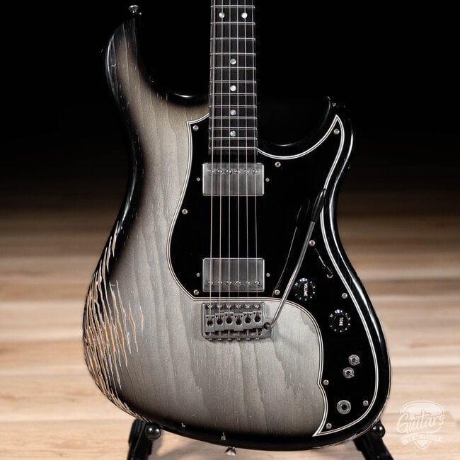 Novo Custom Idris H2 w/ Fralin Modern PAF’s – Inca Burst