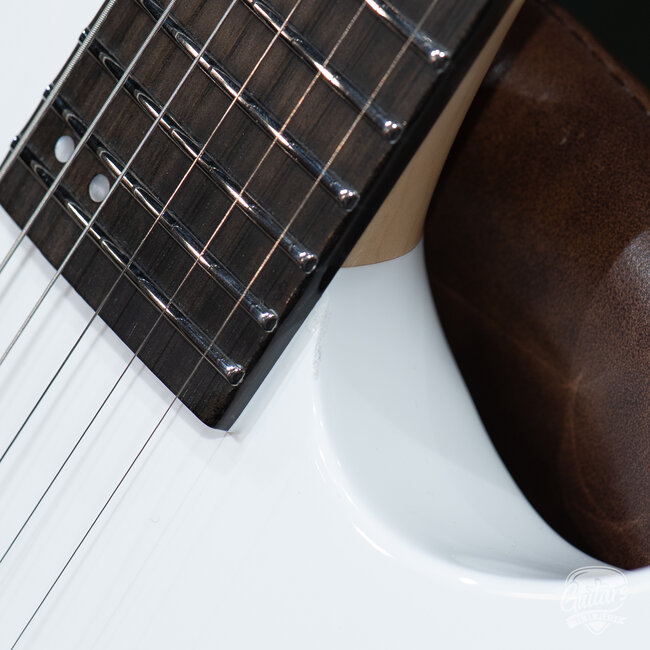 ESP E-II M-I NT Neck Thru Fishman Guitar w/ Case – Snow White (B-stock)